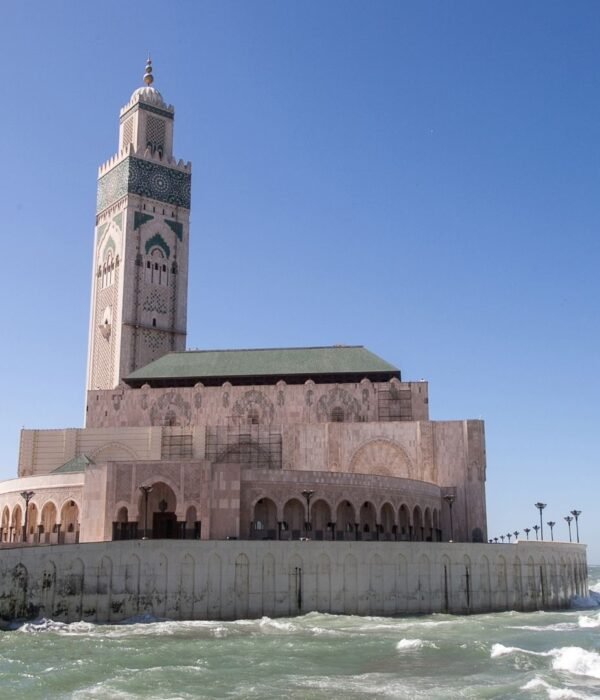 La moschea Hassan II sull'oceano