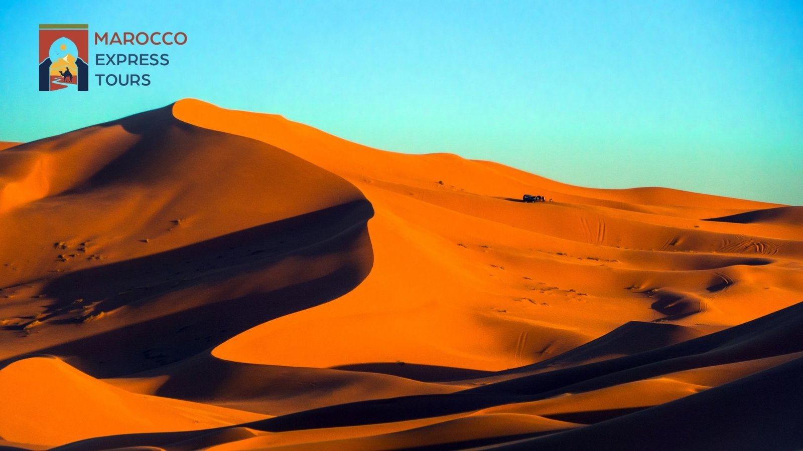 Le dune di Erg Chebbi all’alba Le dune di Erg Chebbi all'alba